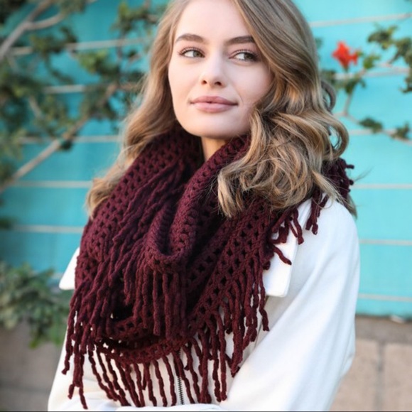 AUTUMN AIR INFINITY SCARF-BURGUNDY - Picture 2 of 6